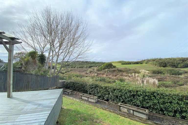 Photo of property in 8 Midvale Place, Burswood, Auckland, 2013