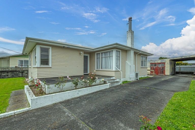 Photo of property in 12 Marriner Street, Highbury, Palmerston North, 4412