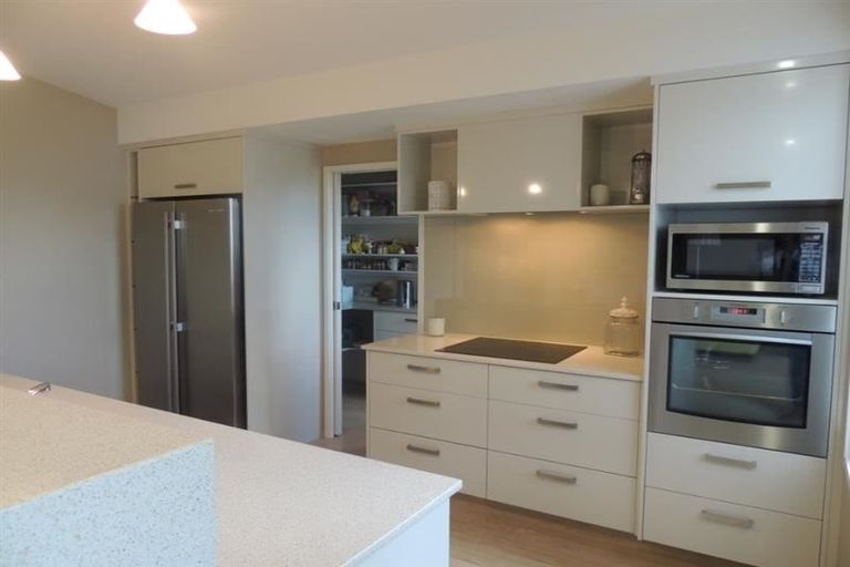 Photo of property in 32 Pacific Avenue, Poraiti, Napier, 4112