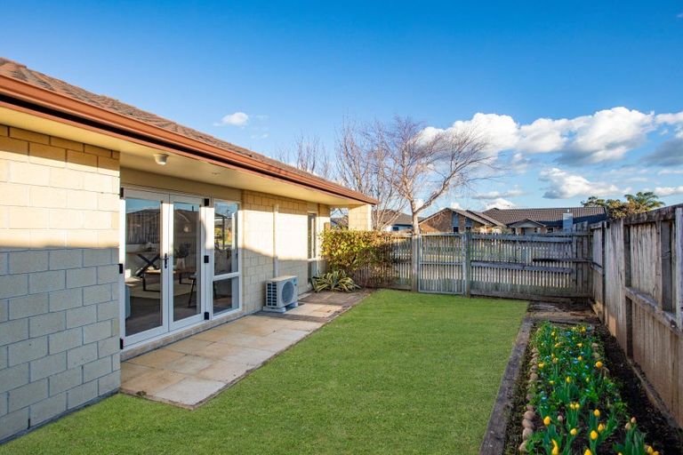 Photo of property in 7 Holly Place, Rototuna North, Hamilton, 3210