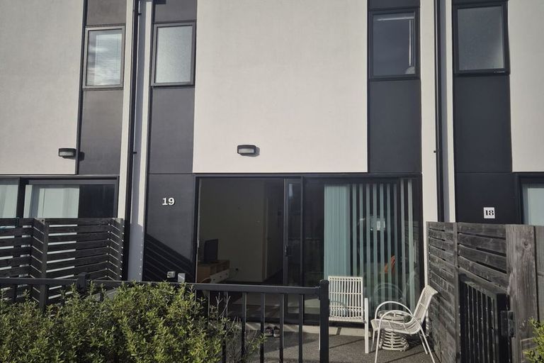 Photo of property in 16/17 Warwick Street, Richmond, Christchurch, 8013