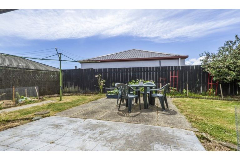 Photo of property in 2/48 Masefield Street, Stoke, Nelson, 7011