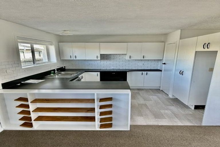 Photo of property in 15 Islay Place, Woolston, Christchurch, 8062