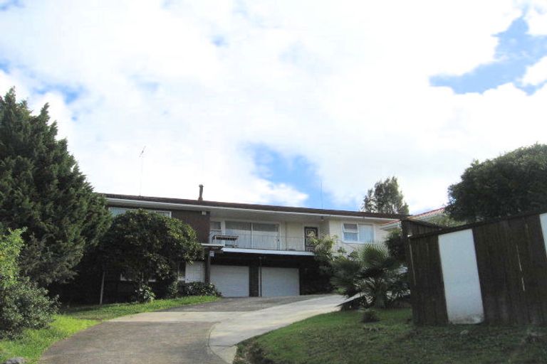 Photo of property in 31 Chatsworth Crescent, Pakuranga Heights, Auckland, 2010