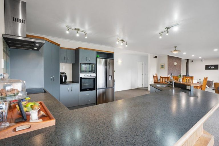 Photo of property in 210 Standish Road, Toko, Stratford, 4392