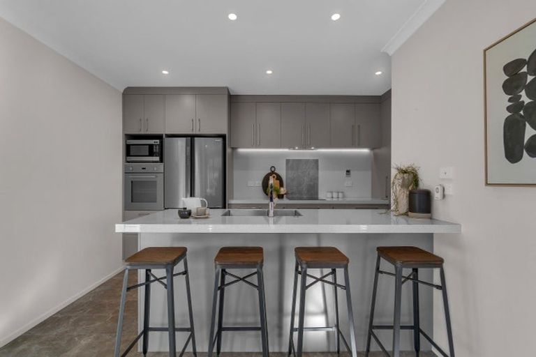 Photo of property in 25 Galatos Street, Rangiora, 7400