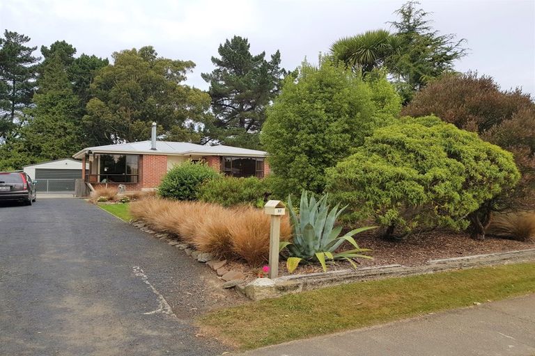 Photo of property in 37 Viscount Road, Waldronville, Dunedin, 9018