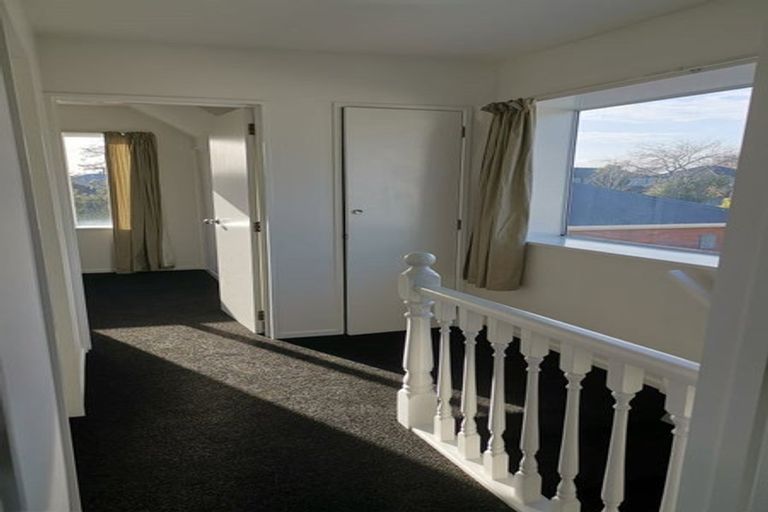 Photo of property in 22 Coles Place, St Albans, Christchurch, 8014