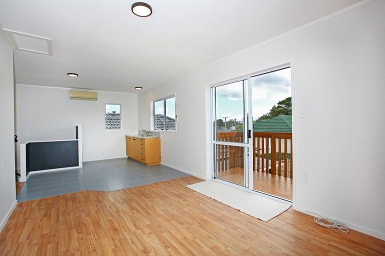 Photo of property in 21 View Road, Papakura, 2110
