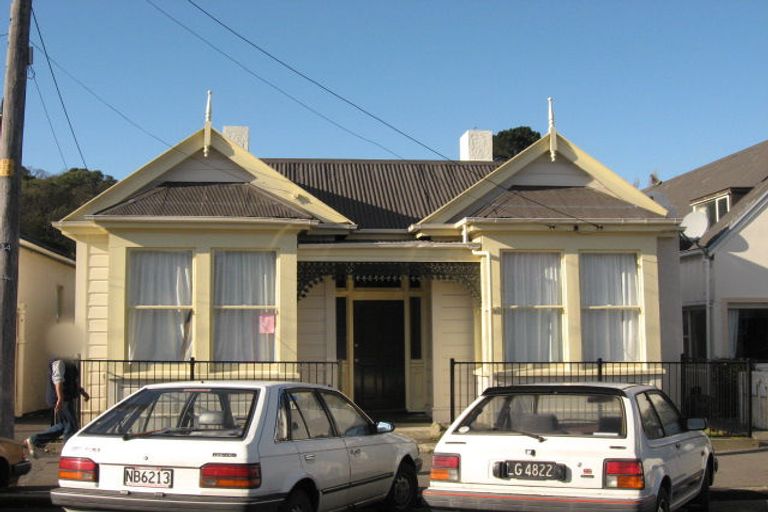 Photo of property in 635 Castle Street, North Dunedin, Dunedin, 9016