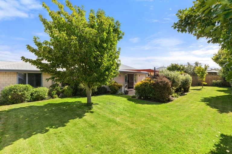 Photo of property in 7 Binyon Place, Rolleston, 7614