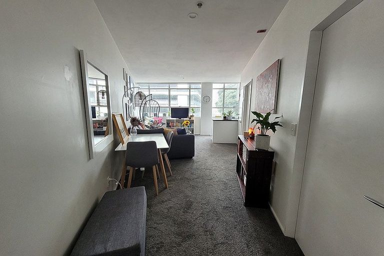 Photo of property in Hume House, 1/152 The Terrace, Wellington Central, Wellington, 6011