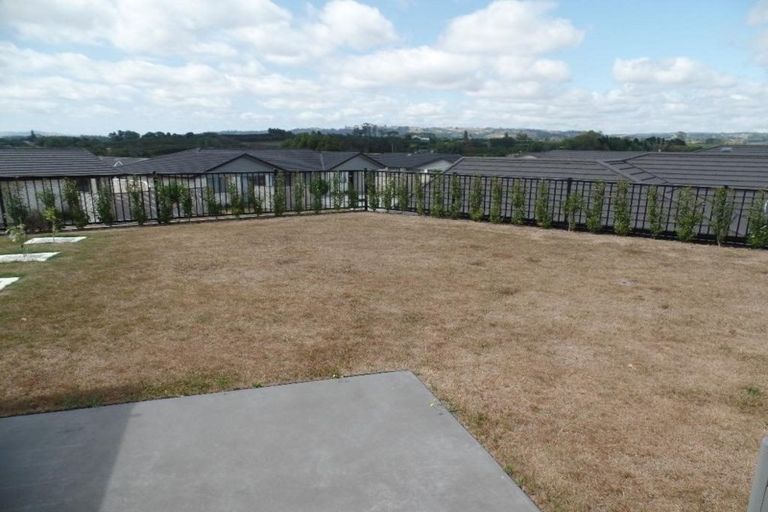 Photo of property in Waterview Estate, 86/4 Greystone Place, Omokoroa, 3114