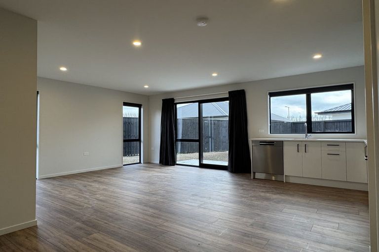 Photo of property in 7/196 Hills Road, Edgeware, Christchurch, 8013