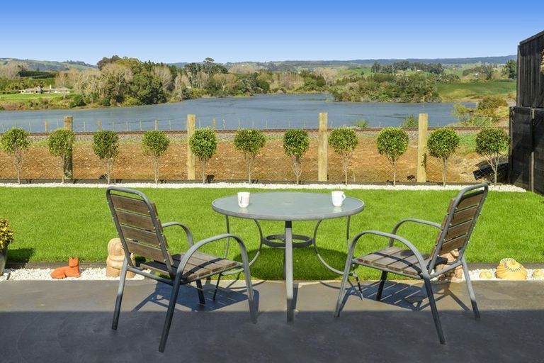 Photo of property in Waterview Estate, 86/4 Greystone Place, Omokoroa, 3114