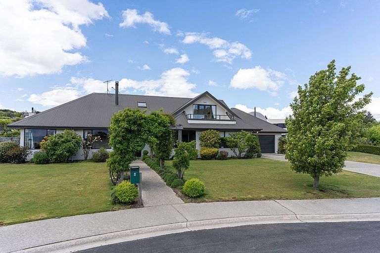 Photo of property in 4 Baker Grove, Wanaka, 9305