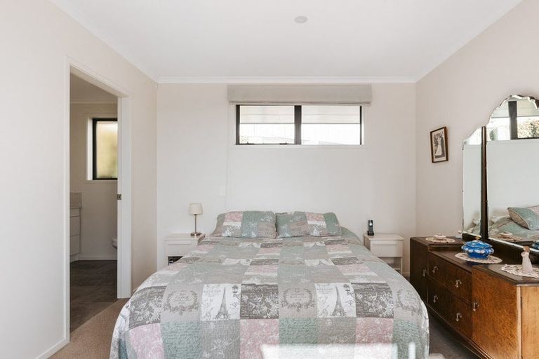 Photo of property in 11 Vista Close, Omokoroa, 3114