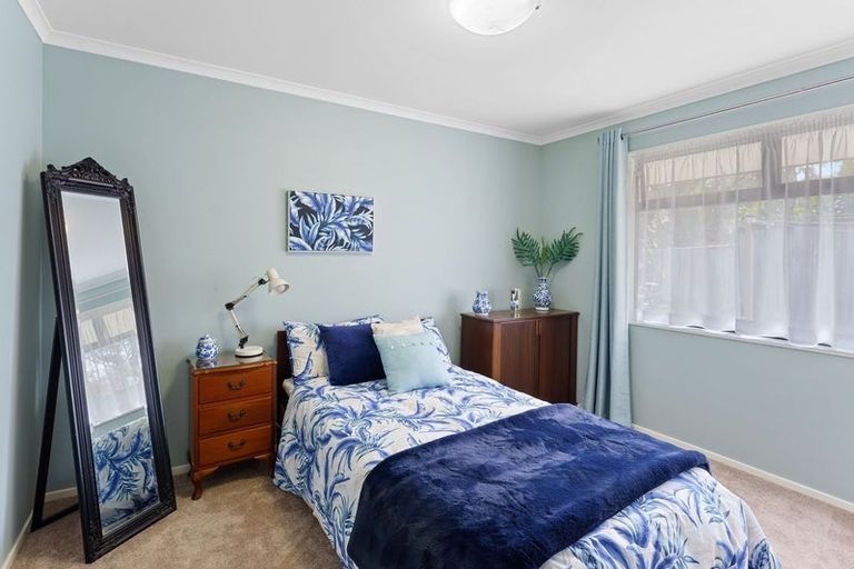 Photo of property in 387a Te Moana Road, Waikanae, 5036