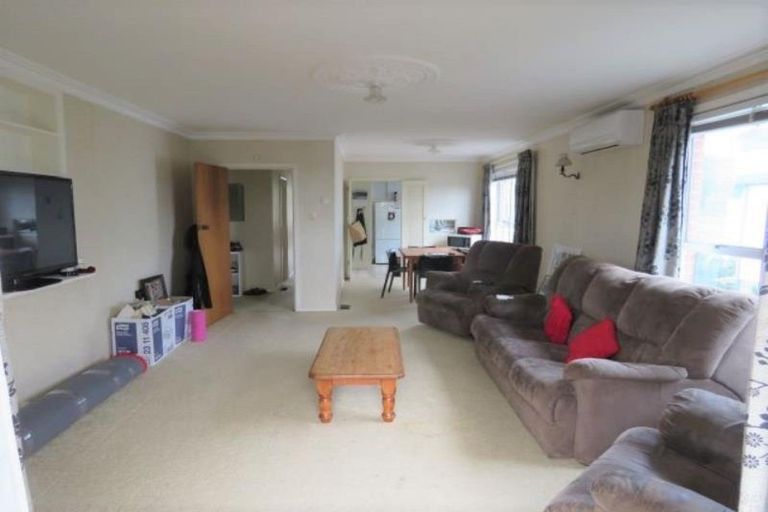 Photo of property in 2/13 Fillis Street, New Plymouth, 4310