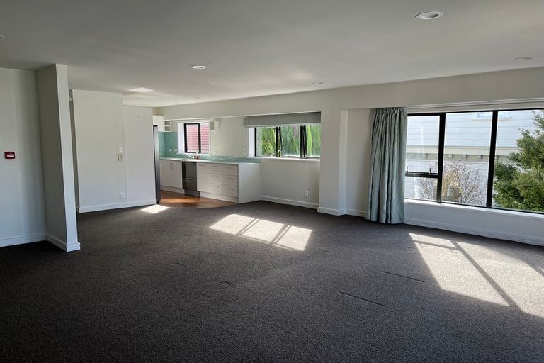 Photo of property in 11/28 Hobson Street, Thorndon, Wellington, 6011