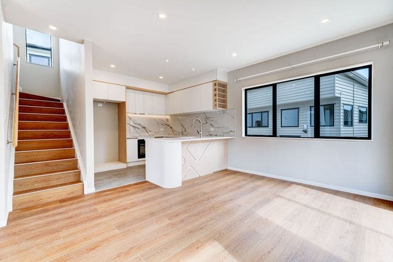 Photo of property in 25b Withers Road, Glen Eden, Auckland, 0602