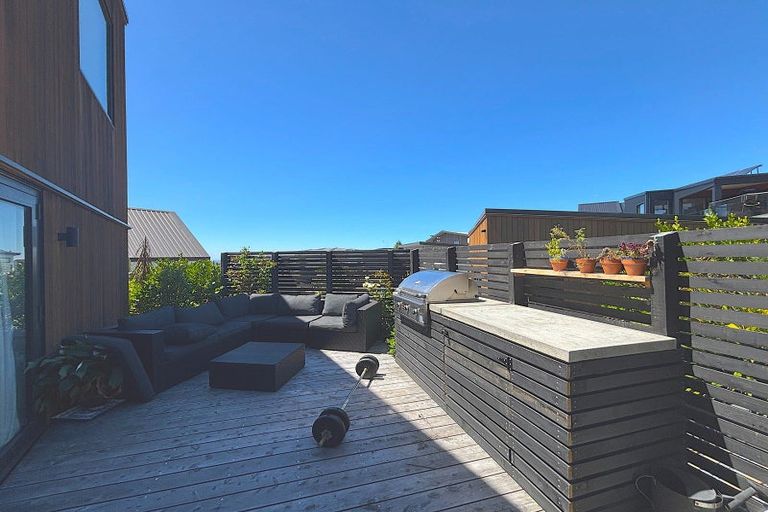 Photo of property in 10 Dove Grove, Westmorland, Christchurch, 8025