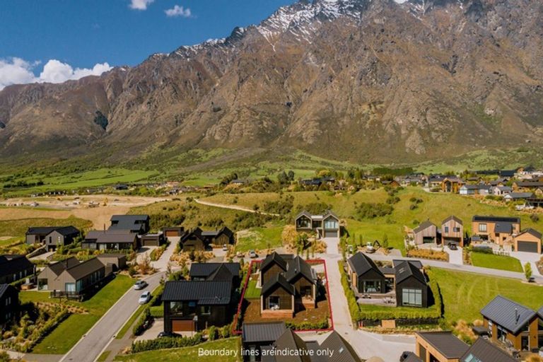 Photo of property in 19 Falconer Rise, Jacks Point, Queenstown, 9371