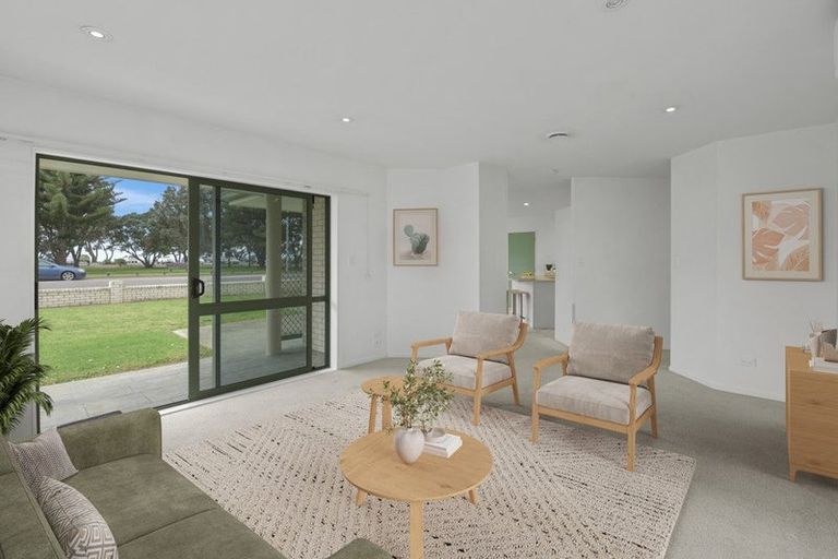 Photo of property in 1/256 Hibiscus Coast Highway, Orewa, 0931