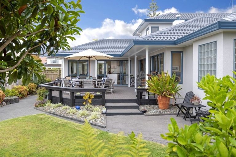 Photo of property in 7 Larkin Place, Somerville, Auckland, 2014