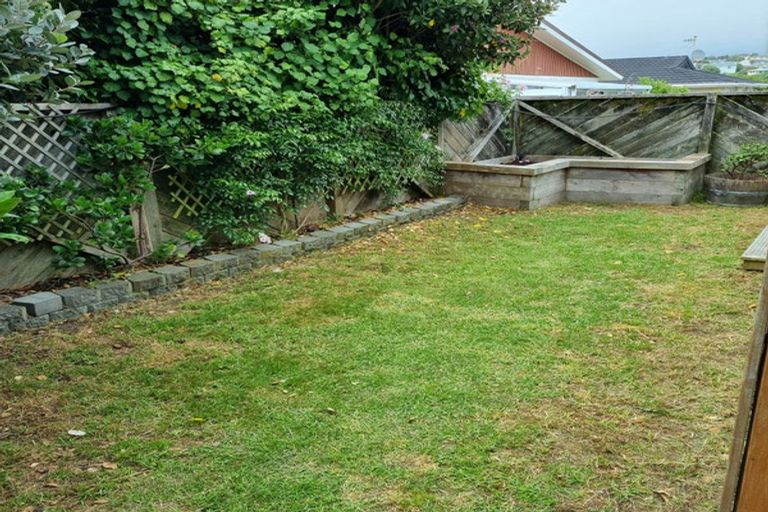 Photo of property in 6 Beach Road, Titahi Bay, Porirua, 5022