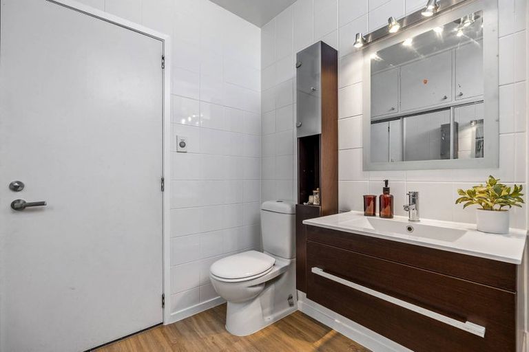 Photo of property in 72b Office Road, Merivale, Christchurch, 8014