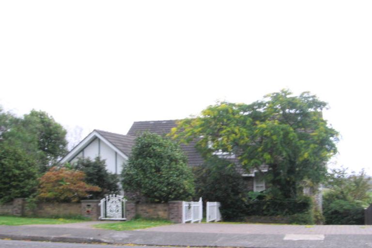 Photo of property in 108 Winara Avenue, Waikanae, 5036