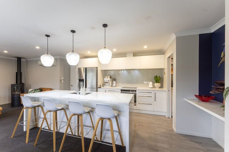 Photo of property in 67 Willowside Place, Amberley, 7410