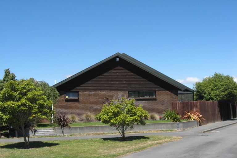 Photo of property in 18 Arden Place, Parklands, Christchurch, 8083