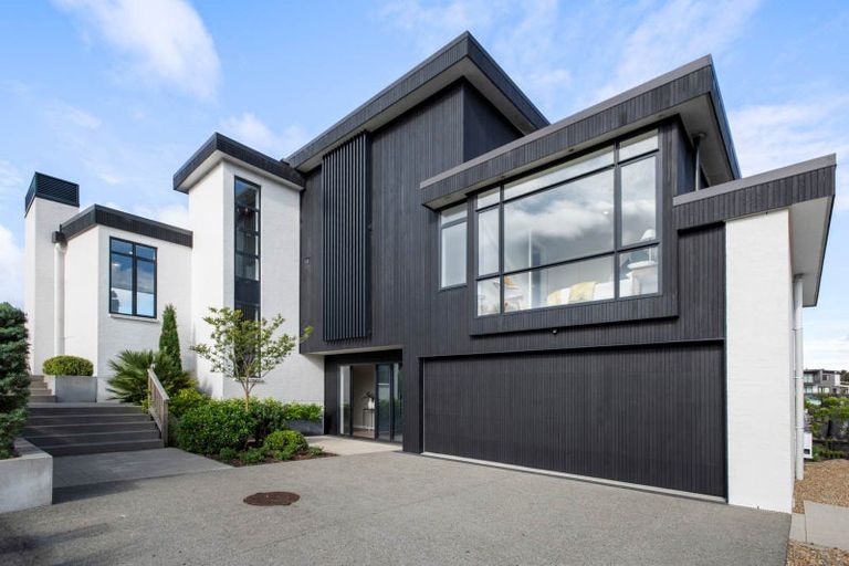 Photo of property in 14 Third Fairway Place, Albany, Auckland, 0632