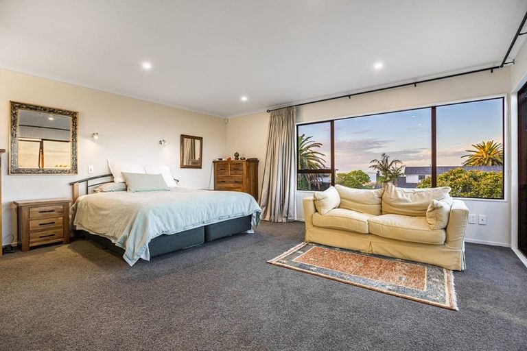 Photo of property in 32 Cockle Bay Road, Cockle Bay, Auckland, 2014