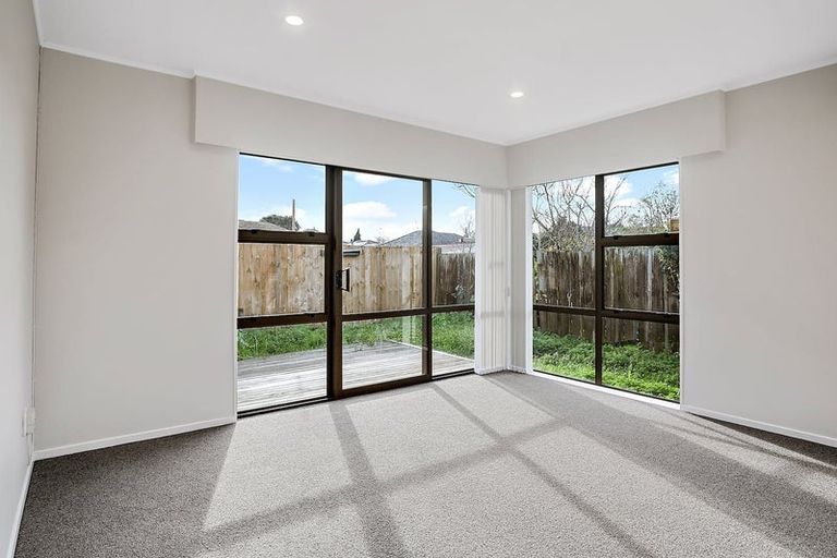 Photo of property in 4/9 Allen Avenue, Papatoetoe, Auckland, 2025