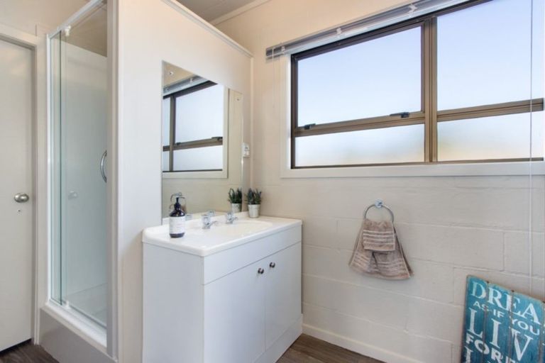 Photo of property in 287 Seaforth Road, Waihi Beach, 3611