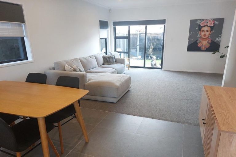 Photo of property in 12 Manarini Road, Westgate, Auckland, 0614