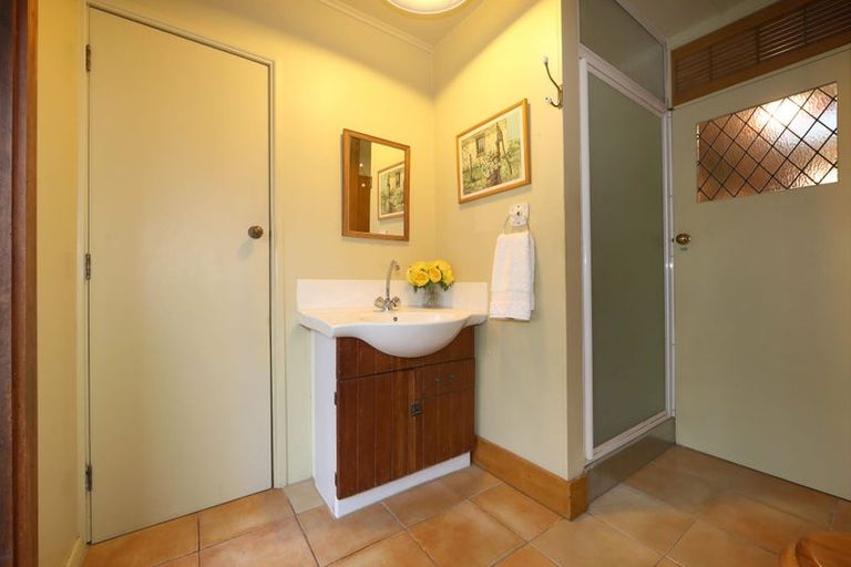 Photo of property in 82 Tollemache Road East, Longlands, Hastings, 4122