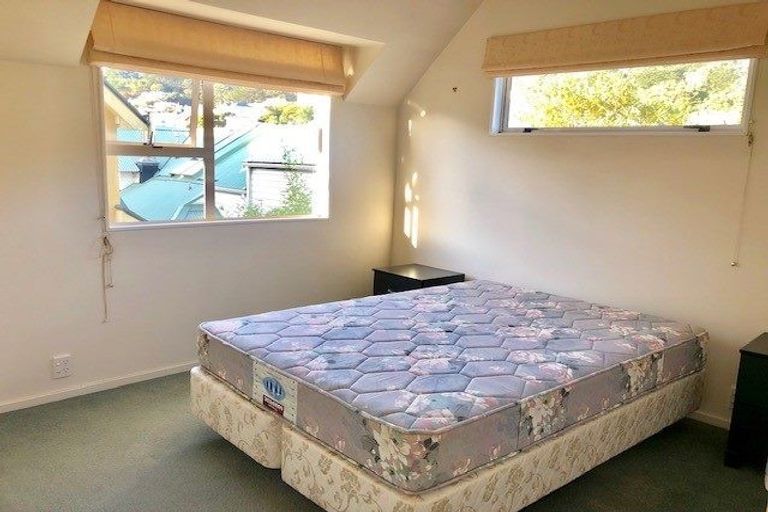 Photo of property in 3/60 Pirie Street, Mount Victoria, Wellington, 6011