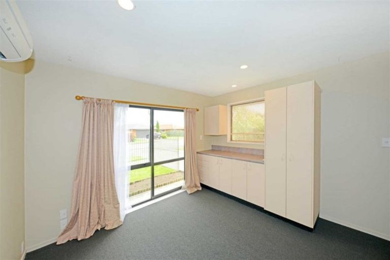 Photo of property in 130 Saint Johns Street, Bromley, Christchurch, 8062
