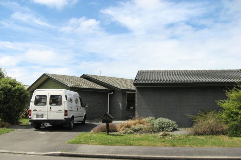 Photo of property in 54 Laing Crescent, Heathcote Valley, Christchurch, 8022