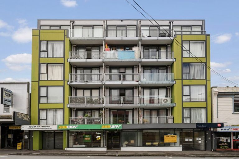 Photo of property in Dual Apartments, 506/142 Vivian Street, Te Aro, Wellington, 6011