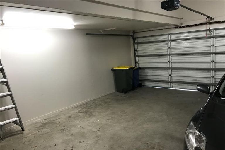 Photo of property in 5 Cameron Street, Takapuna, Auckland, 0622