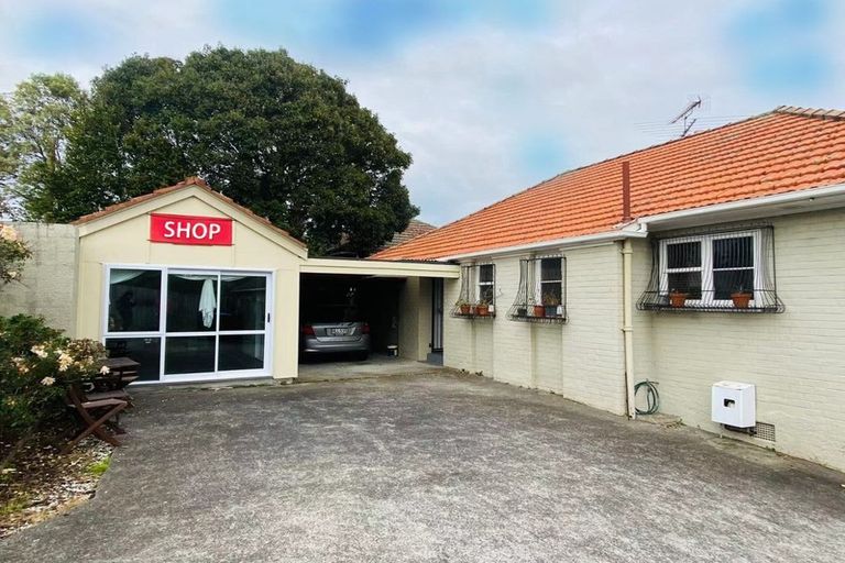 Photo of property in 210 Kepa Road, Mission Bay, Auckland, 1071