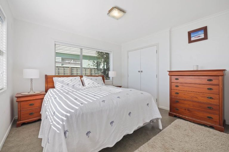 Photo of property in 59 Torkar Road, Clarks Beach, 2122