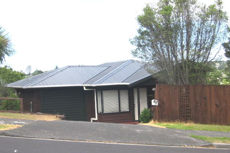 Photo of property in 1/14 Witheford Drive, Bayview, Auckland, 0629