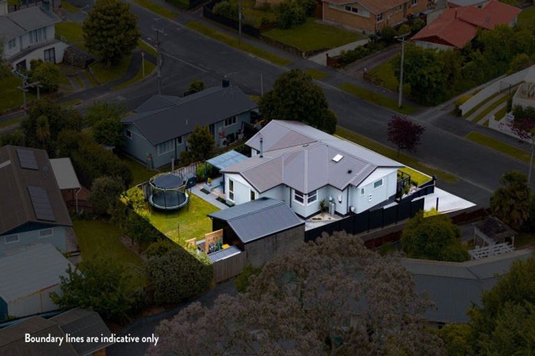 Photo of property in 22 Te Anau Place, Glenview, Hamilton, 3206