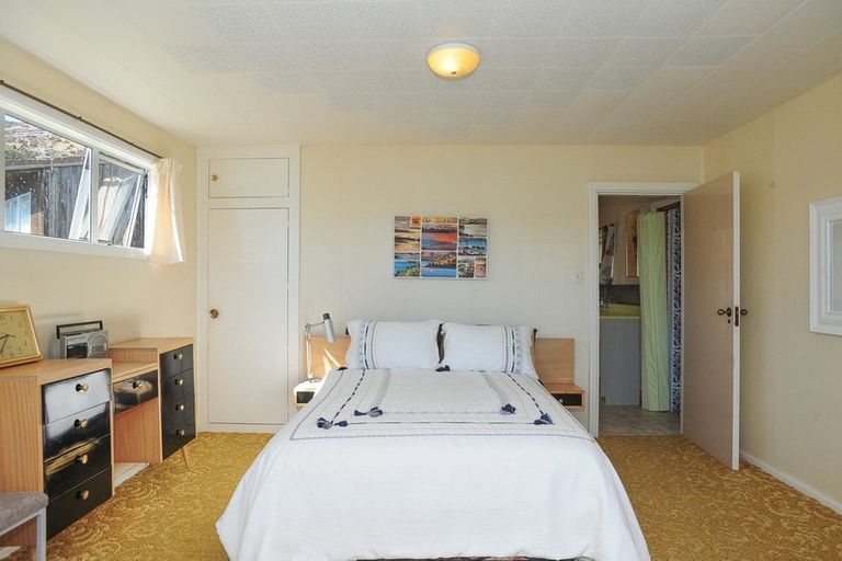 Photo of property in 28 Andersons Road, Charteris Bay, Governors Bay, 8971